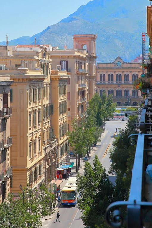 Panormus Hotel Palermo Bagian luar foto