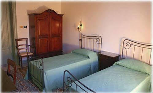 Panormus Hotel Palermo Bagian luar foto